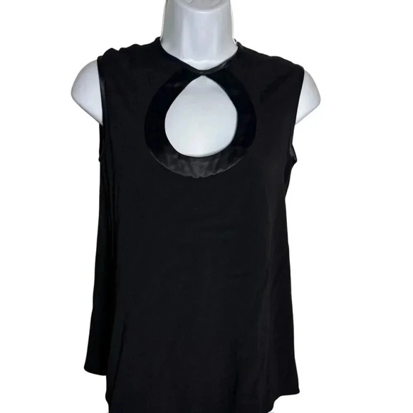 ALEXIS black sleeveless  top with cut out circle size Medium - Picture 2 of 6
